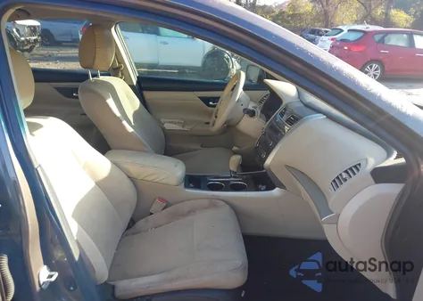 2015 Nissan Altima 2.5 S from USA, damaged, VIN 1N4AL3AP8FC268560